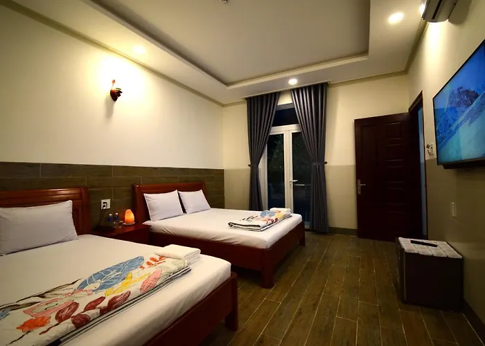 Nhà khách Hùng Hoa 4*