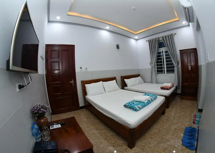 Nhà khách Hùng Hoa 4*